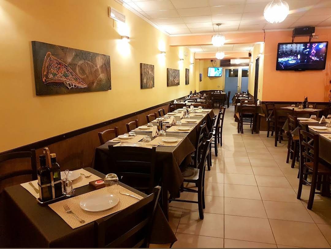 Interno Pizzeria Kosta²